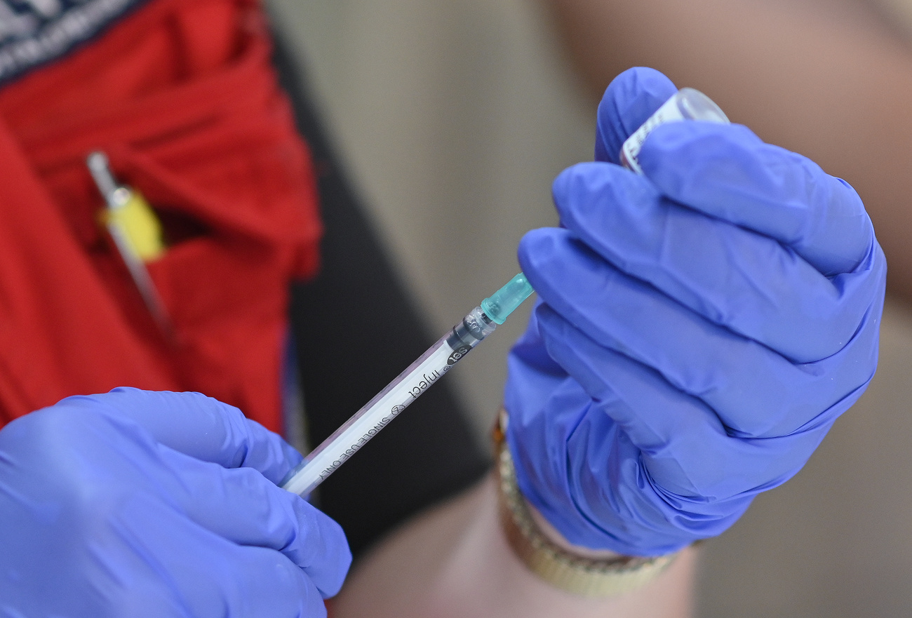 Berne souhaite ouvrir la vaccination aux Suisses de l'étranger - SWI