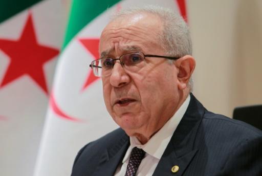 الجزائر تقطع علاقاتها الدبلوماسية مع المغرب والرباط تأسف لقرار 