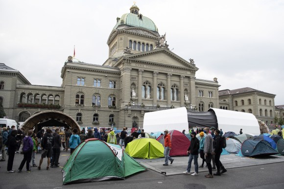 Climate protest camp outside Swiss parliament