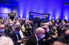 Protesters disrupt the Schweiz-Europa Forum in Lucerne.