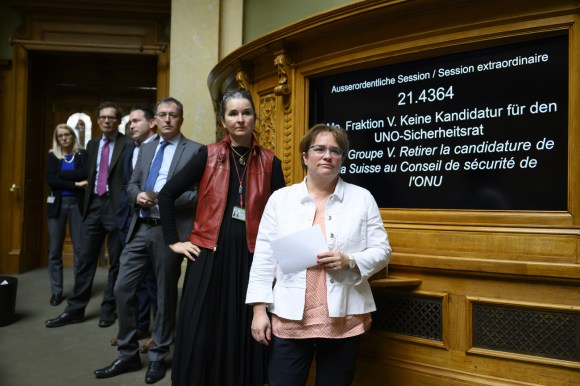 Parliamentarians waiting in line ahead of panel