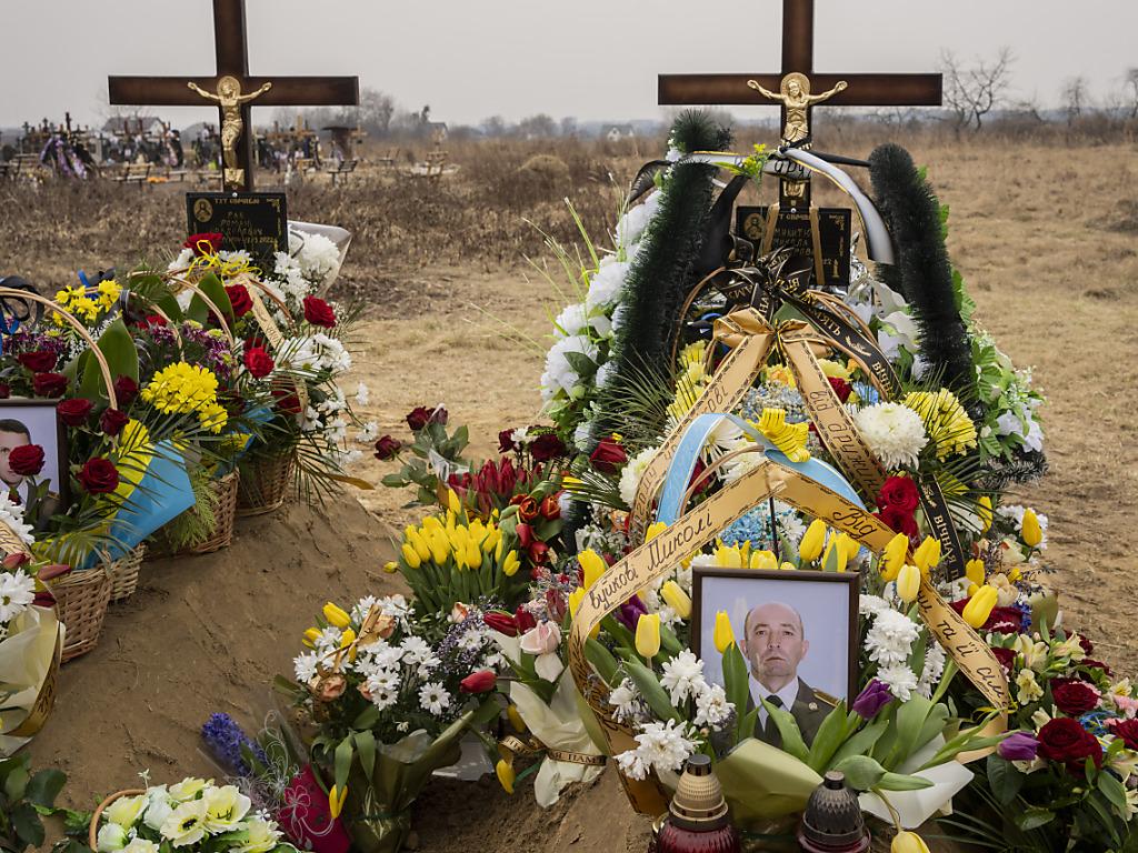 Ucraina Bombe Sui Civili Nel Teatro Rifugio Strage A Mariupol SWI 
