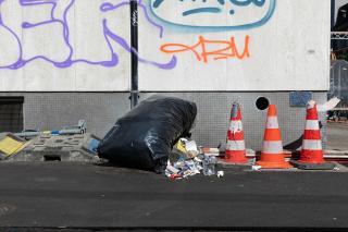 Weitere illegale deponierte Müllsäcke