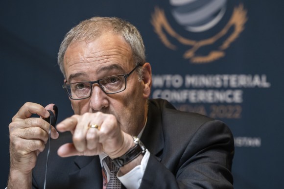 Parmelin at WTO news conference