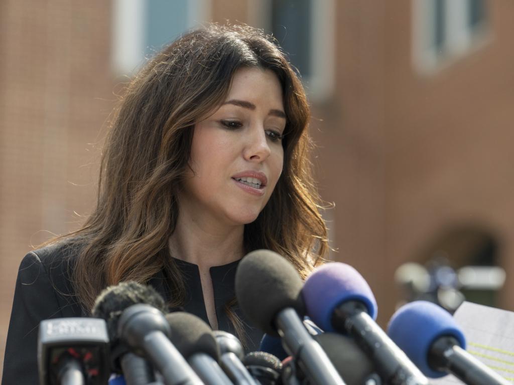 Avvocatessa Vasquez difenderà di nuovo Johnny Depp SWI swissinfo.ch