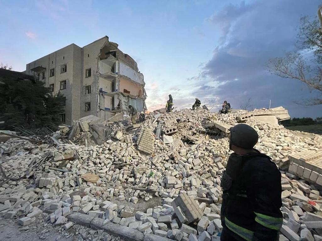 Ucraina Missili Su Un Palazzo Strage Di Civili Nel Donetsk SWI 