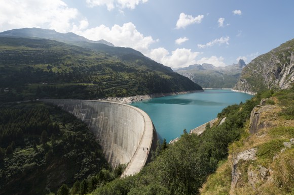 Presa hidroeléctrica en Suiza