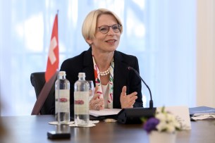 Отношения Швейцарии с ЕС: интервью с Ливией Лой вызывает критику