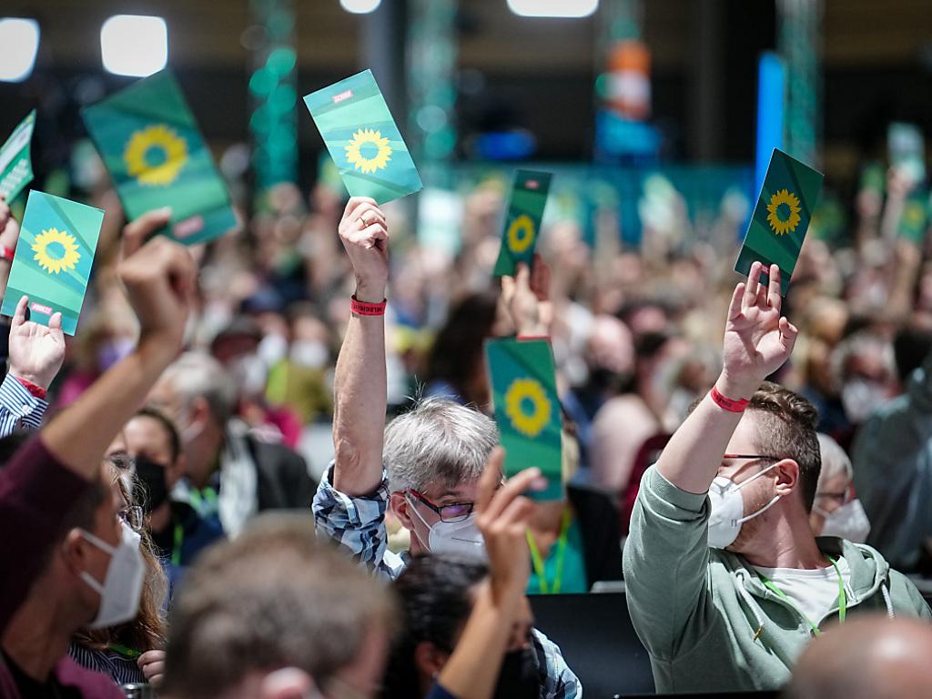 Grünen-Parteitag endet mit hitziger Debatte zum NRW-Kohleausstieg - SWI ...