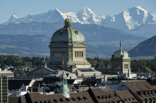 Юные парламентарии Швейцарии провели сессию в Берне