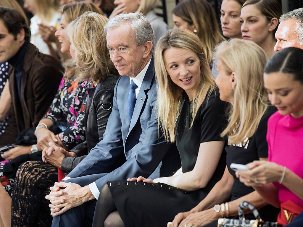 La fille de Bernard Arnault, le patron du géant du luxe LVMH, nommée PDG de  Christian Dior Couture - La Libre