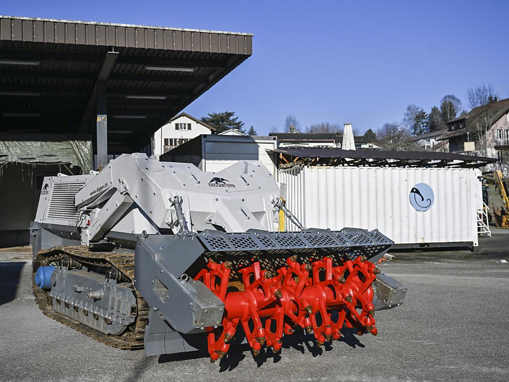 Stiftung Digger will Entminungsmaschine an die Ukraine liefern - SWI ...