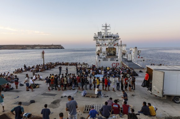 emigrantes en patera