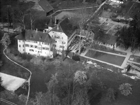 Vista aérea del castillo de Brestenberg en 1947.