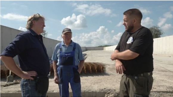 SRF-Korrespondent besucht Schweizer Bauern in Russland
