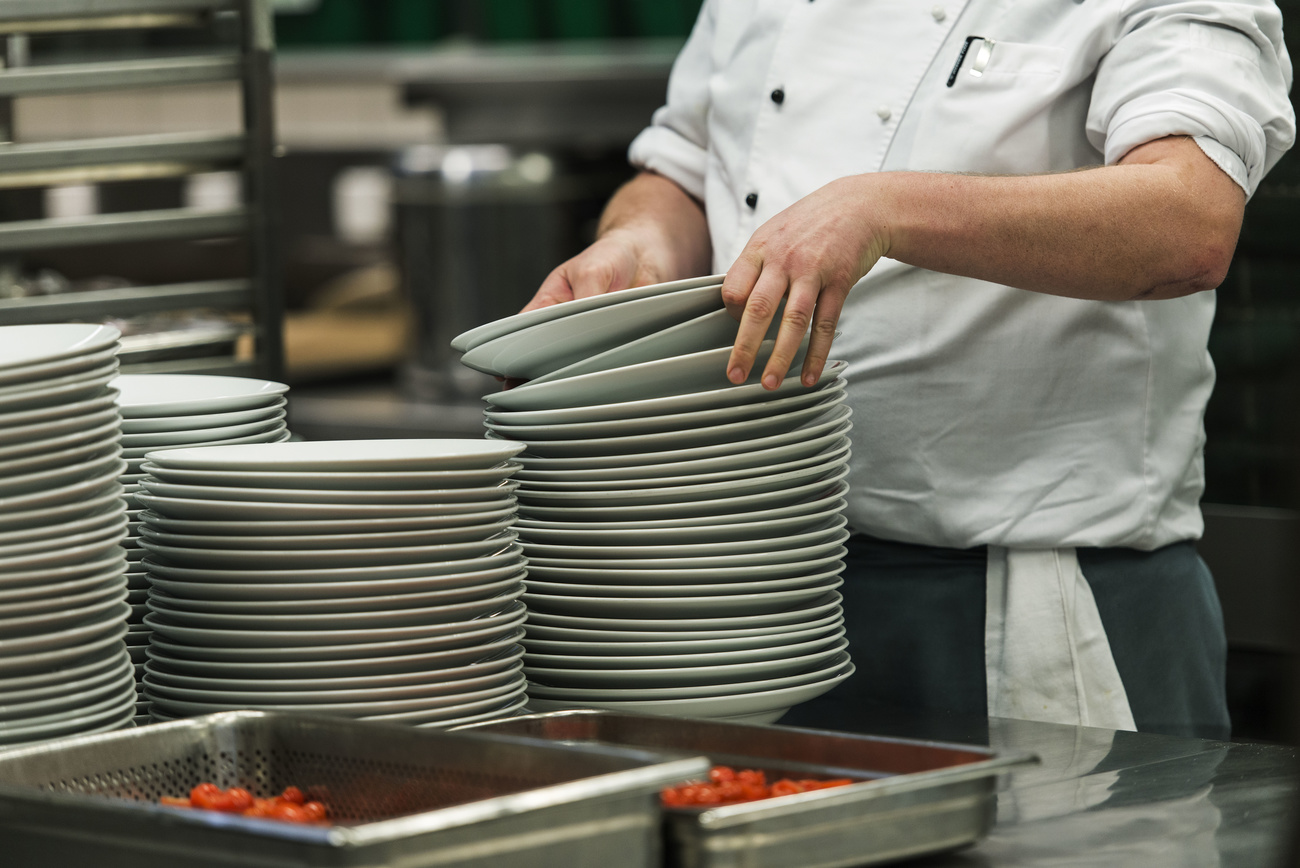 Unemployment unaffected by Geneva’s minimum wage SWI swissinfo.ch