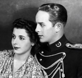 Jacobo Arbenz y su esposa Maria Vilanova Kreitz en una fotografía de 1939.