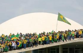 Coreia do Norte só vai jogar na defesa na Copa - SWI