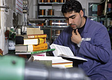 Il Sindacato Unia Fa La Corte Agli Artigiani Swi Swissinfo Ch