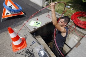 Les Petits Pas De La Fibre Optique En Suisse Swi Swissinfo Ch