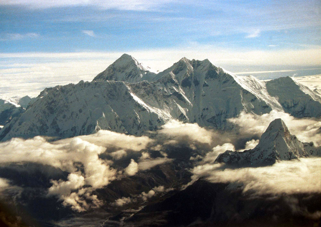 Navigationエベレストでスイス人登山家の遺体をシェルパが発見ログイン登録パスワードを再設定する。